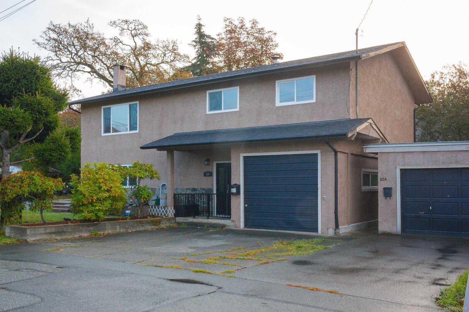 Main Photo: 10 Quincy St in : VR Hospital House for sale (View Royal) : MLS®# 859318