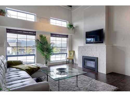 Main Photo: 411 237 4TH Ave E in Vancouver East: Home for sale : MLS®# V949617