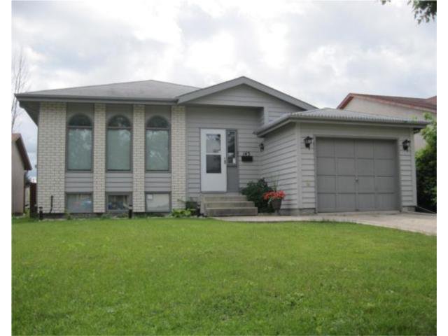 Main Photo: 143 AMERSHAM Crescent in WINNIPEG: St Vital Residential for sale (South East Winnipeg) : MLS®# 1014356