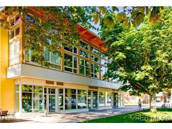 Main Photo: 304 240 Cook St in VICTORIA: Vi Fairfield West Condo for sale (Victoria) : MLS®# 553808