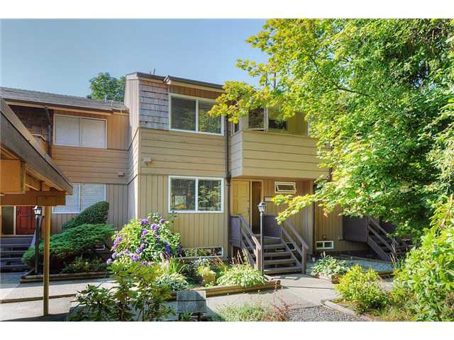 Main Photo: 1273 EMERY PL, Lynn Valley, North Vancouver, BC, V7J 1R2 in North Vancouver: Lynn Valley Residential Attached for sale : MLS®# V846333