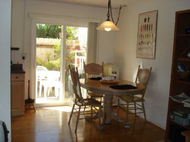 Main Photo: UNIVERSITY CITY Condo for sale : 2 bedrooms : 4208 Camino Ticino in San Diego