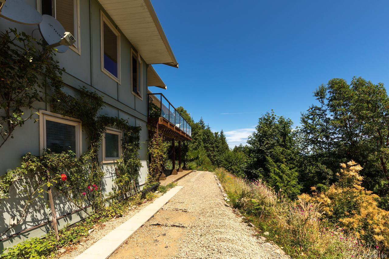 Little Qualicum River Village