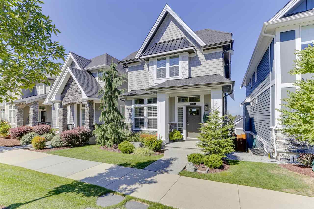 Main Photo: 15887 29A AVENUE in Surrey: Grandview Surrey House for sale (South Surrey White Rock) : MLS®# R2495312