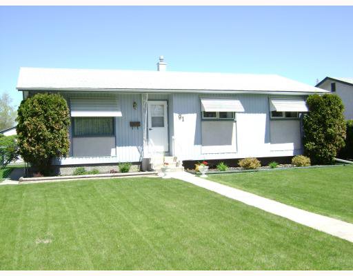 Main Photo: in WINNIPEG: East Kildonan Residential for sale (North East Winnipeg) : MLS®# 2909680