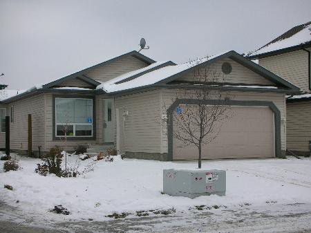 Main Photo: 1998 Garnett Way: House for sale (Glastonbury) : MLS®# E3074050