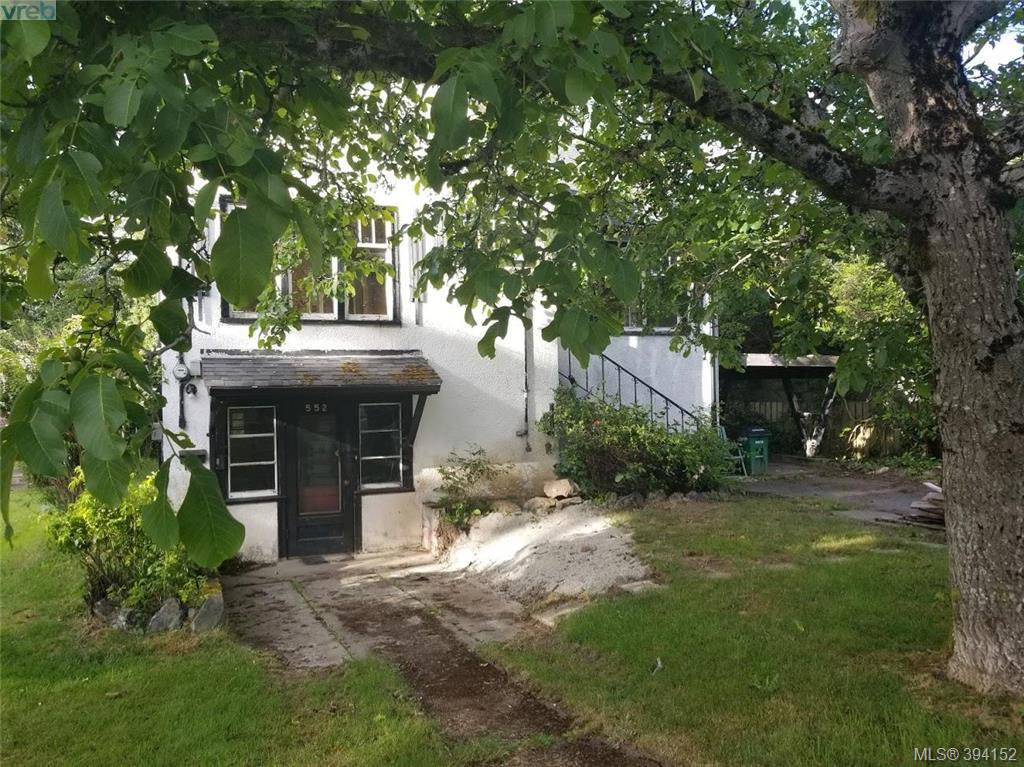 Main Photo: 552 Walter Ave in VICTORIA: SW Gorge House for sale (Saanich West) : MLS®# 790219
