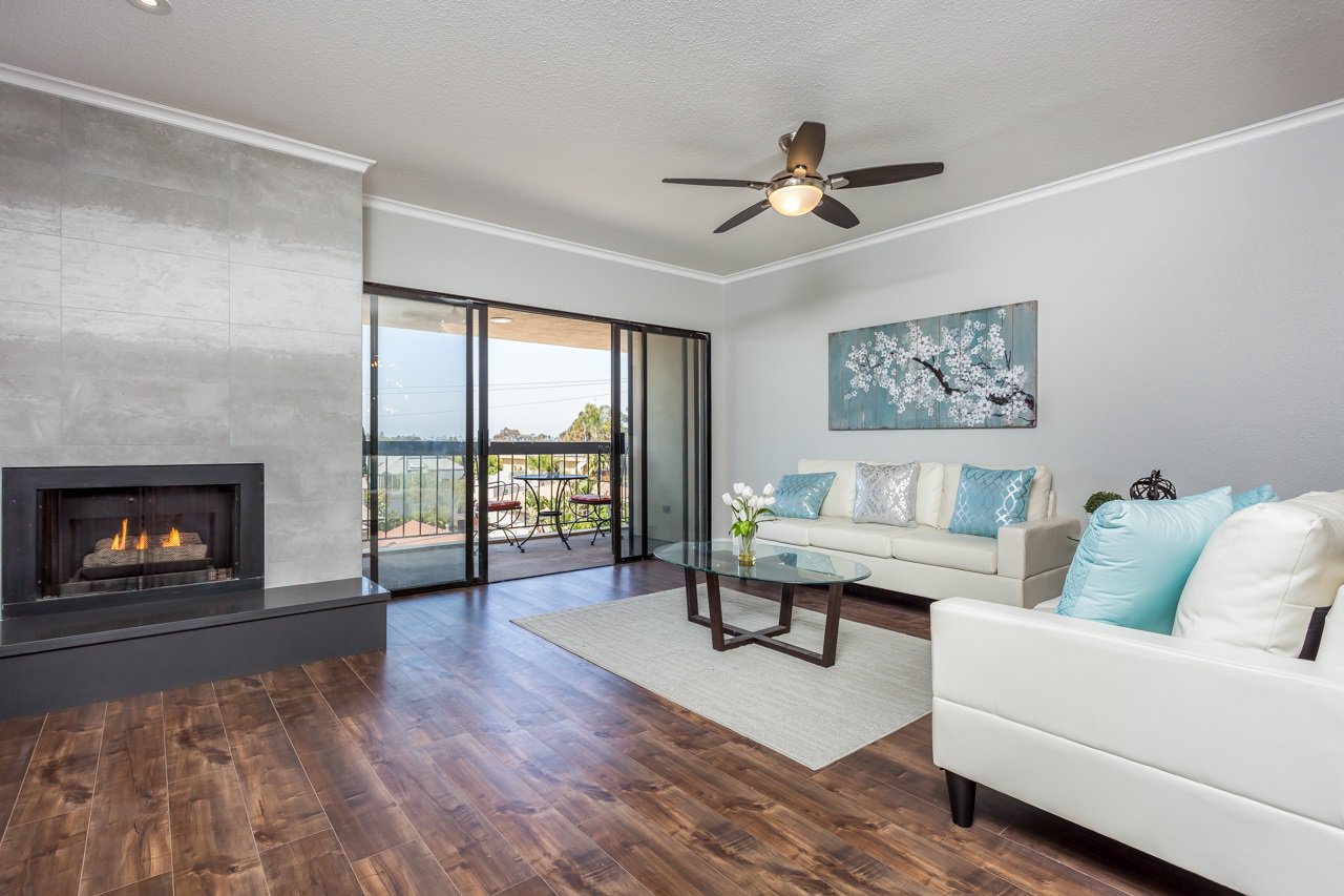 Main Photo: SAN DIEGO Condo for sale : 2 bedrooms : 3560 1St #6