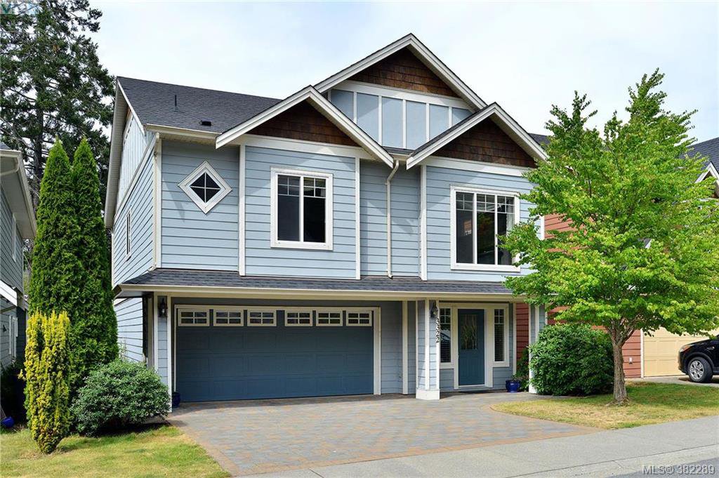 Main Photo: 3322 Blueberry Lane in VICTORIA: La Happy Valley Single Family Detached for sale (Langford) : MLS®# 382289