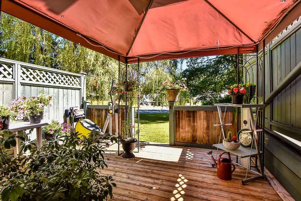 Main Photo: 3 6601 138 STREET in Surrey: East Newton Townhouse for sale : MLS®# R2211379