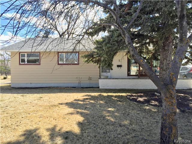 Main Photo: 5 Kinbrace Bay in Winnipeg: North Kildonan Residential for sale (3F) : MLS®# 1708726