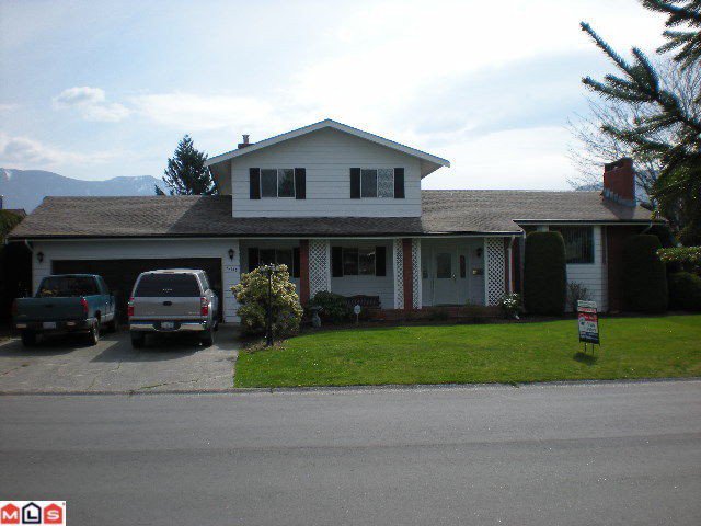 Main Photo: 45146 INSLEY Avenue in Sardis: Sardis West Vedder Rd House for sale : MLS®# H1201487