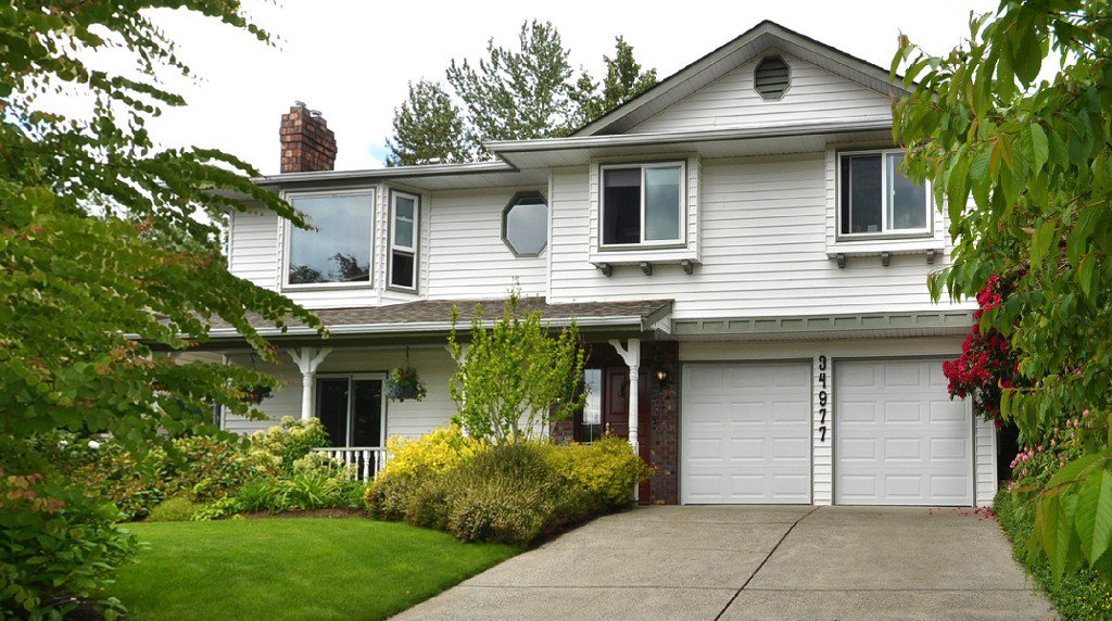 Main Photo: 34977 Mt Blanchard Drive in Abbotsford: Abbotsford East House for sale