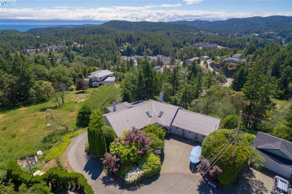 Main Photo: 3496 Maureen Terrace in VICTORIA: La Olympic View Single Family Detached for sale (Langford) : MLS®# 378704