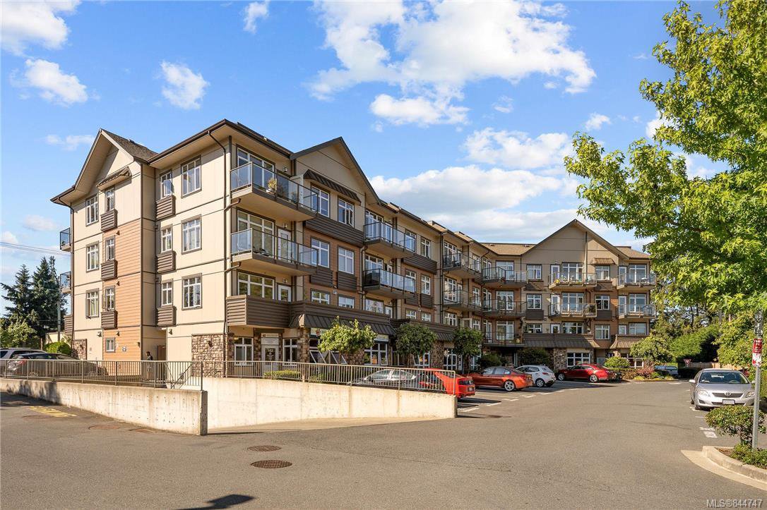 Main Photo: 310 2220 Sooke Rd in Colwood: Co Hatley Park Condo Apartment for sale : MLS®# 844747