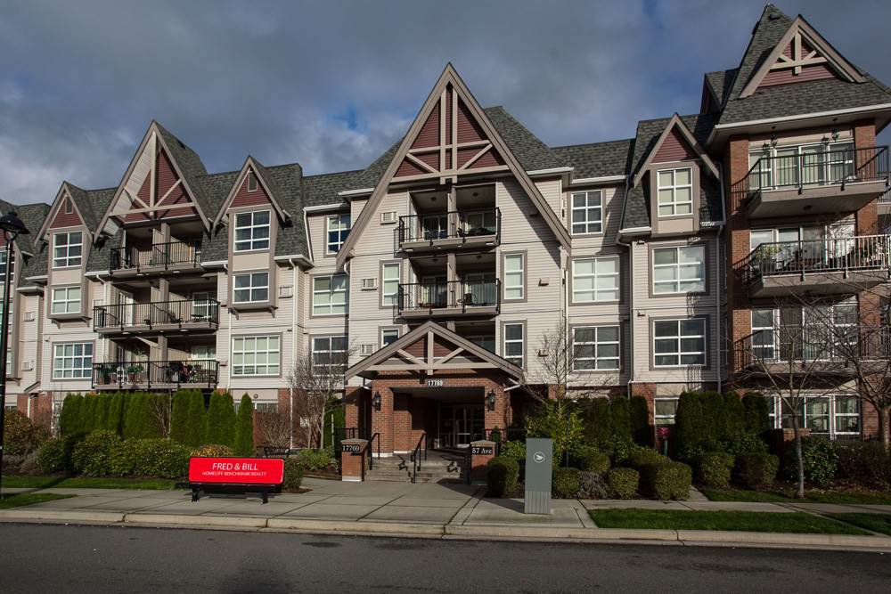 219 17769 57 Avenue In Surrey Cloverdale Bc Condo For Sale In Clover Down Estates Cloverdale Mls R2123832