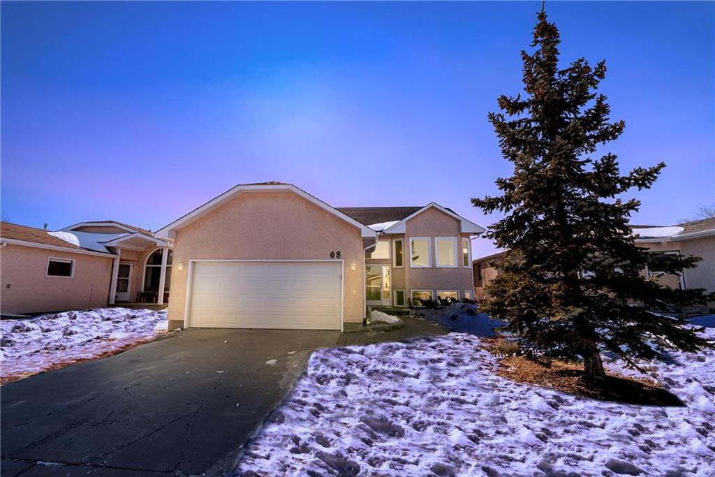 Main Photo: 68 Marygrove Crescent in Winnipeg: Whyte Ridge Residential for sale (1P) : MLS®# 202005972