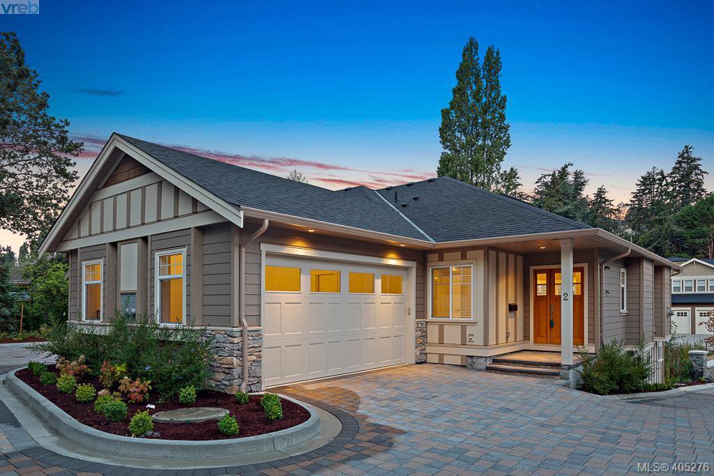 Main Photo: 2 3933 South Valley Drive in VICTORIA: SW Strawberry Vale Row/Townhouse for sale (Saanich West) : MLS®# 405276