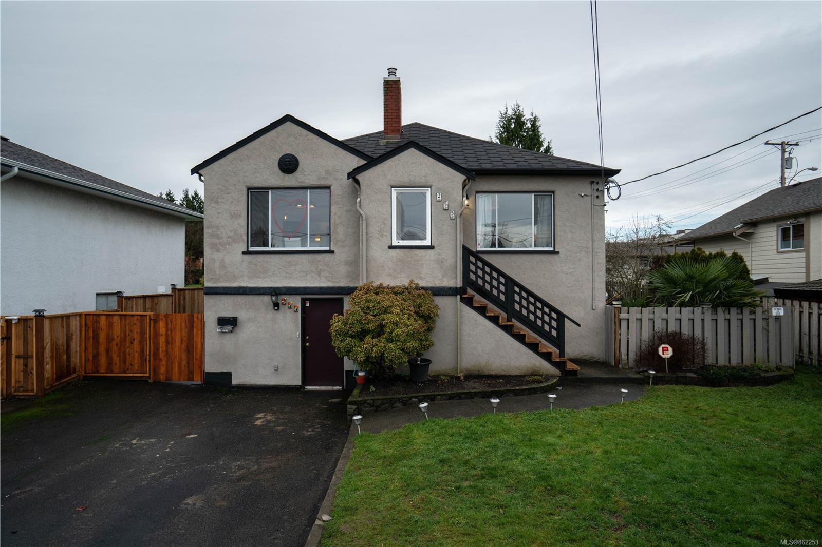 Main Photo: 255 Obed Ave in : SW Gorge House for sale (Saanich West) : MLS®# 862253