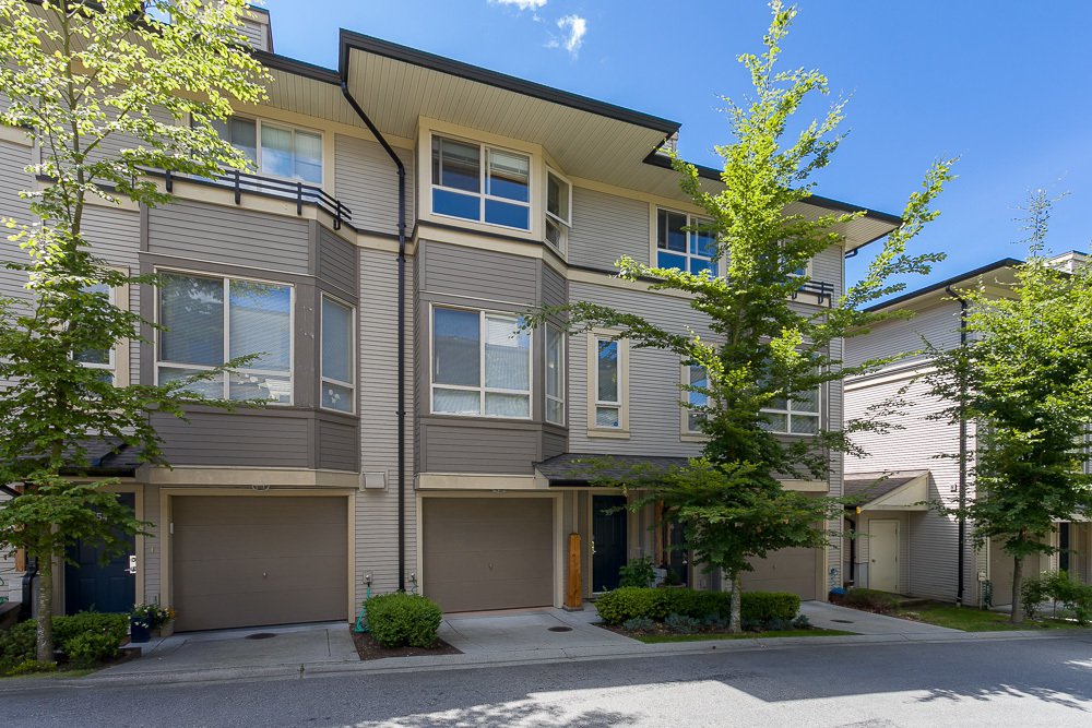 Main Photo: 55 100 KLAHANIE Drive in Port Moody: Port Moody Centre Home for sale () : MLS®# V1069918