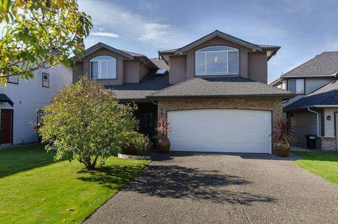 Main Photo: 5043 Crescent Place in Delta: Holly House for sale (Ladner) : MLS®# R2115635
