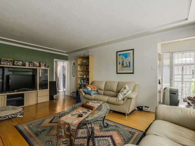 Main Photo: 2298 E 27TH AV in Vancouver: Victoria VE House for sale (Vancouver East) : MLS®# V1127725
