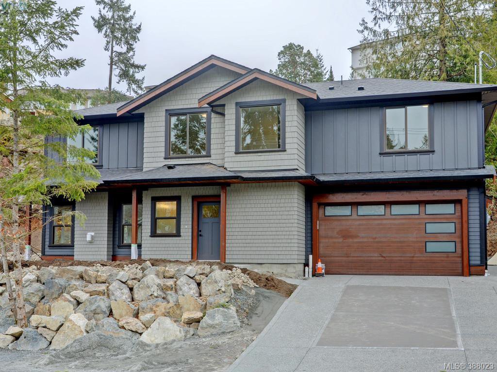 Main Photo: 2417 Setchfield Ave in VICTORIA: La Florence Lake House for sale (Langford) : MLS®# 779752