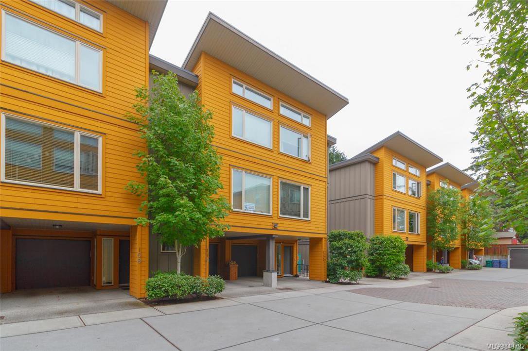 Main Photo: 112 2733 Peatt Rd in Langford: La Langford Proper Row/Townhouse for sale : MLS®# 843792