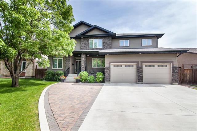 Main Photo: 7 Pinehurst Crescent in Winnipeg: Westwood Residential for sale (5G) : MLS®# 1912373