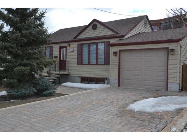 Main Photo: 44 Lavalee Road in WINNIPEG: St Vital Residential for sale (South East Winnipeg) : MLS®# 1407650