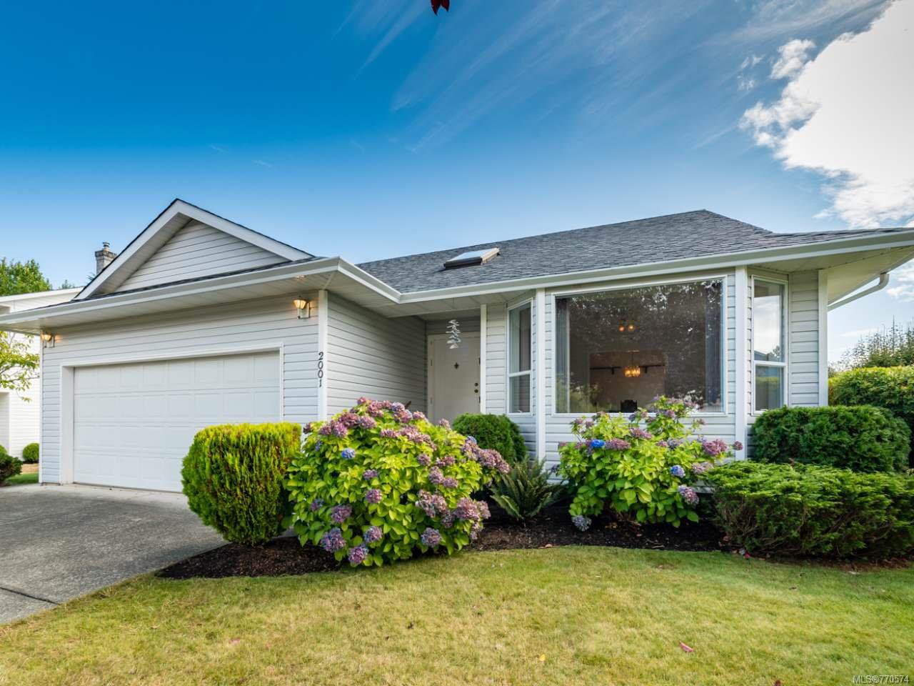 Main Photo: 2001 VALLEY VIEW DRIVE in COURTENAY: CV Courtenay East House for sale (Comox Valley) : MLS®# 770574