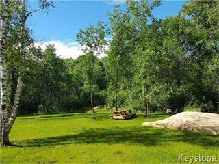 Main Photo: 20 SUNSET Bay in St Clements: Sunset Beach Residential for sale (R27) : MLS®# 1809174