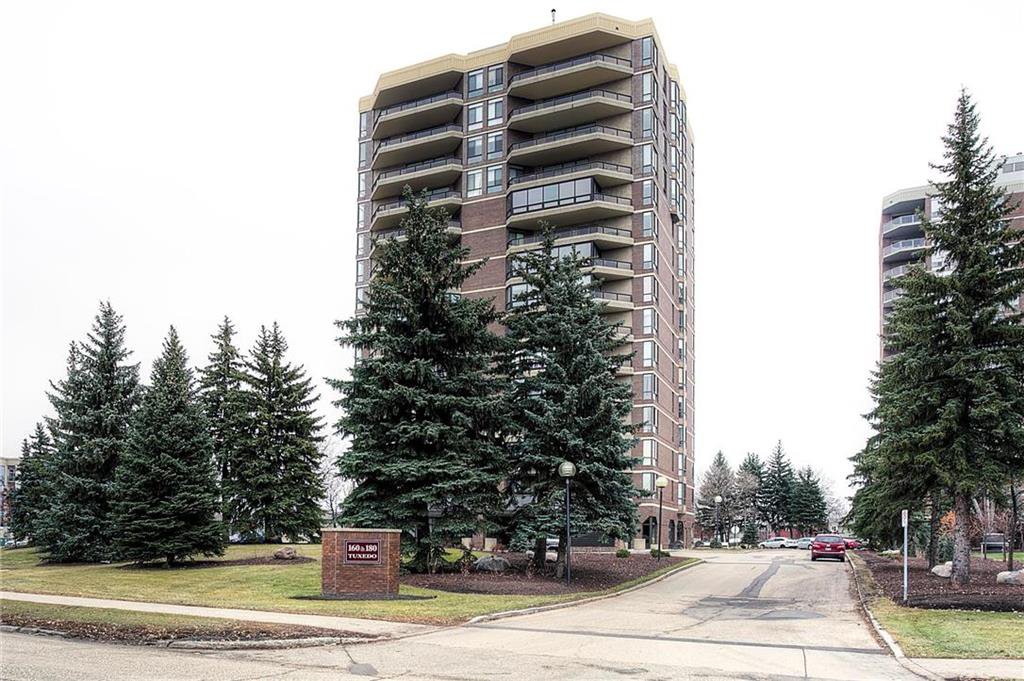 Main Photo: 404 160 Tuxedo Avenue in Winnipeg: Tuxedo condo for sale (1E) : MLS®# 202027474