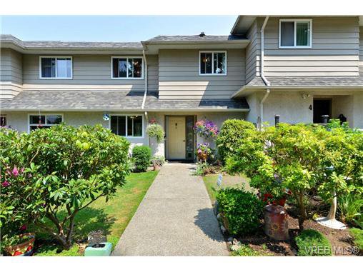 Main Photo: 5 1010 Ellery St in VICTORIA: Es Esquimalt Row/Townhouse for sale (Esquimalt) : MLS®# 707429