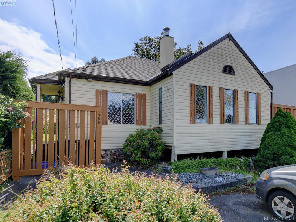 Main Photo: 469 Sturdee Street in VICTORIA: Es Esquimalt Single Family Detached for sale (Esquimalt) : MLS®# 412453