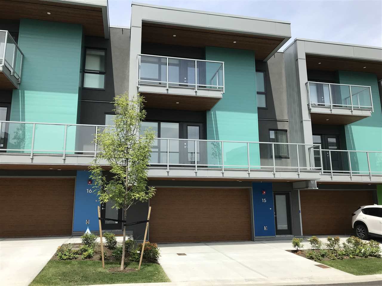 Main Photo: 15 3596 SALAL DRIVE in North Vancouver: Roche Point Townhouse for sale : MLS®# R2367105