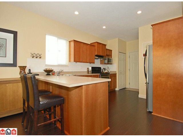 Main Photo: 26 7067 189 Street in Surrey: Clayton House for sale (Cloverdale) : MLS®# F1010296