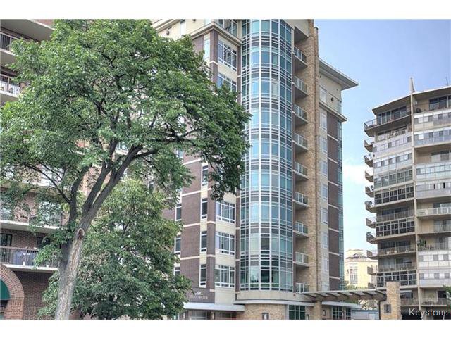 Main Photo: 229 Wellington Crescent in WINNIPEG: Fort Rouge / Crescentwood / Riverview Condominium for sale (South Winnipeg) : MLS®# 1501031