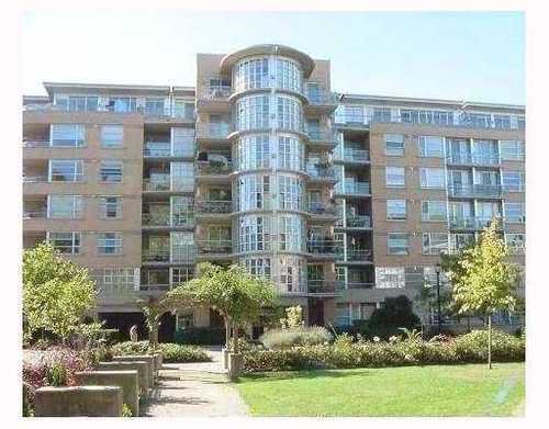 Main Photo: 304 2655 CRANBERRY Drive in Vancouver West: Home for sale : MLS®# V773293