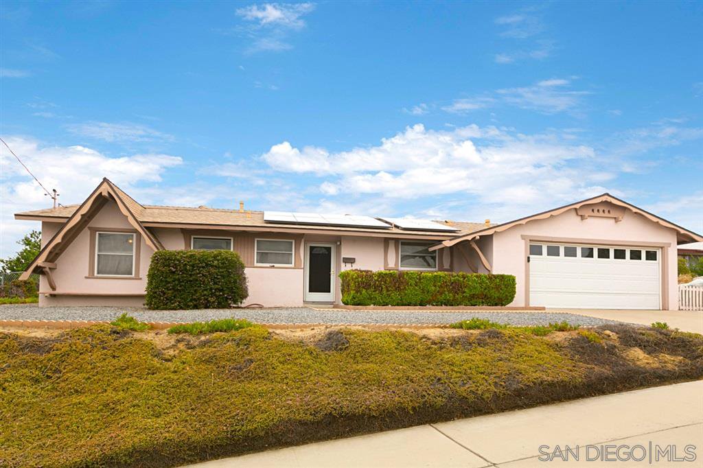 Main Photo: CHULA VISTA House for sale : 3 bedrooms : 826 David Dr.