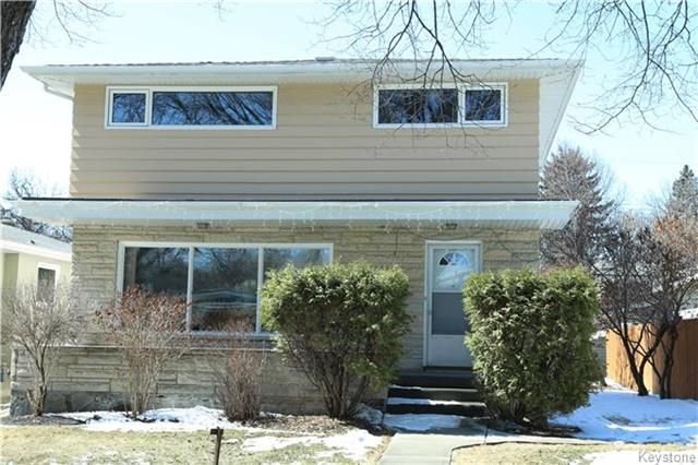 Main Photo: 829 Montrose Street in Winnipeg: River Heights South Residential for sale (1D) : MLS®# 1808199