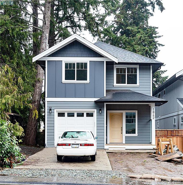 Main Photo: 1042 Jenkins Avenue in VICTORIA: La Glen Lake Single Family Detached for sale (Langford) : MLS®# 404948