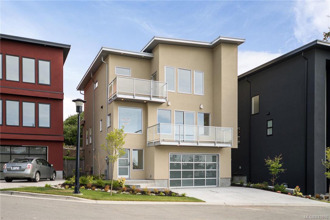 Main Photo: 113 539 Delora Dr in Colwood: Co Royal Bay Row/Townhouse for sale : MLS®# 842858