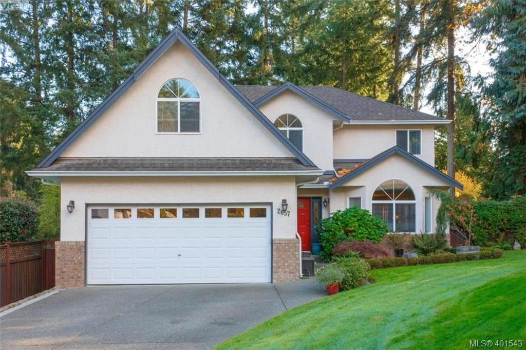 Main Photo: 2057 Reid Crt in SAANICHTON: CS Saanichton House for sale (Central Saanich) : MLS®# 801318