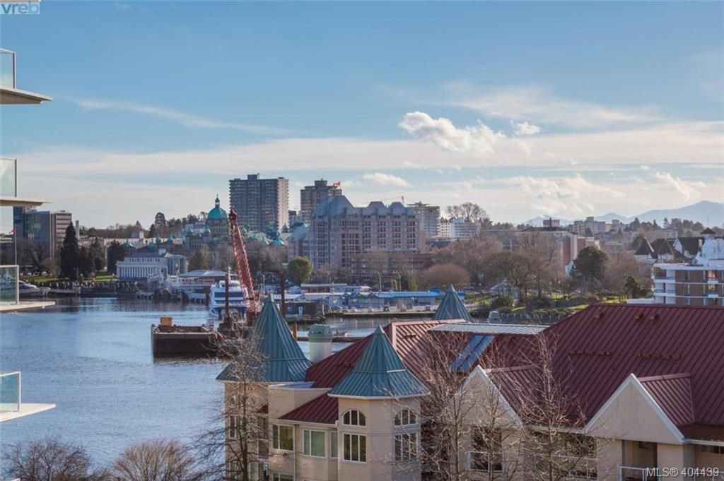 Main Photo: 516 68 SONGHEES Road in VICTORIA: VW Songhees Condo Apartment for sale (Victoria West) : MLS®# 404439