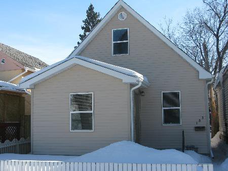 Main Photo: 153 WORTH ST in Winnipeg: Residential for sale (Canada) : MLS®# 1102952