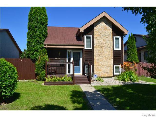 Main Photo: 1611 Concordia Avenue East in Winnipeg: North Kildonan Residential for sale (North East Winnipeg) : MLS®# 1619789
