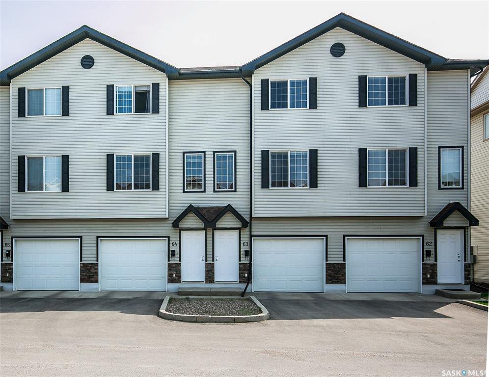 Main Photo: 64 135 Pawlychenko Lane in Saskatoon: Lakewood S.C. Residential for sale : MLS®# SK774062