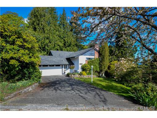 Main Photo: 4992 Georgia Park Terr in VICTORIA: SE Cordova Bay House for sale (Saanich East) : MLS®# 719163