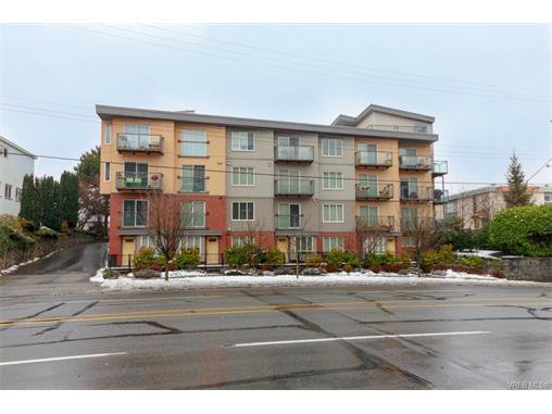 Main Photo: 205 356 E Gorge Rd in VICTORIA: Vi Burnside Condo for sale (Victoria) : MLS®# 747914